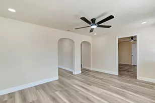 15760 Raymond Rd, Madera, CA 93638 - Photo 9