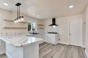 15760 Raymond Rd, Madera, CA 93638 - Photo 13