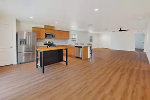 1360 Ladyfern St, Plumas Lake, CA 95961 - Photo 29