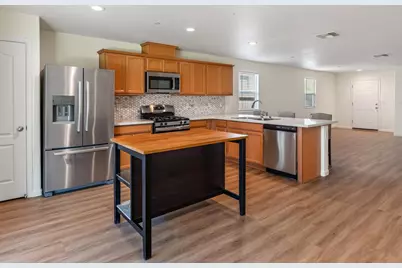 1360 Ladyfern Street, Plumas Lake, CA 95961 - Photo 23