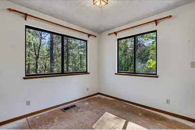 15914 Brooks Road, Grass Valley, CA 95945 - Photo 13