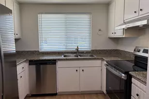 1 Donna Marie Ct, Sacramento, CA 95831 - Photo 13