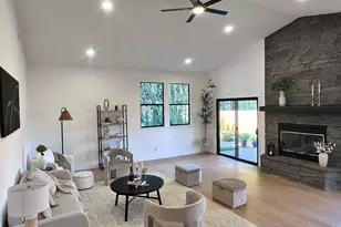 7561 Orange Dr, Citrus Heights, CA 95610 - Photo 17