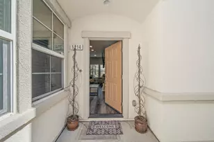 3301 N Park Dr, Sacramento, CA 95835 - Photo 5