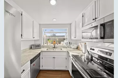 4752 67th Street, Sacramento, CA 95820 - Photo 15