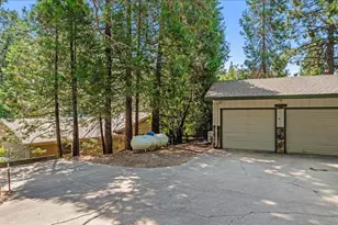 22698 Robin Hood Dr, Twain Harte, CA 95383 - Photo 5