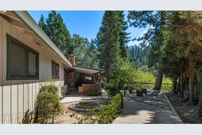 22698 Robin Hood Drive, Twain Harte, CA 95383 - Photo 47