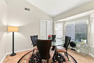 2410 Seamist Dr, Sacramento, CA 95833 - Photo 21