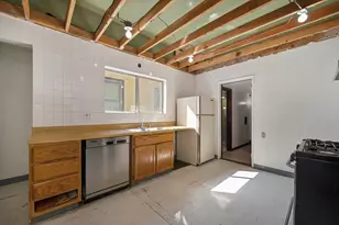 2230 Capitol Ave, Sacramento, CA 95816 - Photo 33