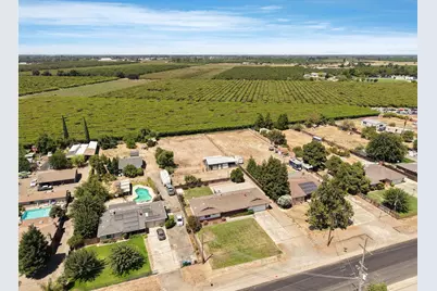 7493 E Highway 26, Stockton, CA 95215 - Photo 45