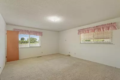 7493 E Highway 26, Stockton, CA 95215 - Photo 21