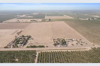 20392 Avenue 19 1/2, Madera, CA 93637 - Photo 1