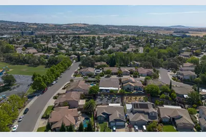 1297 Fogerty Court, Folsom, CA 95630 - Photo 51