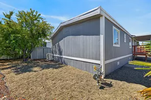 Huckleberry Ln, Sacramento, CA 95828 - Photo 35