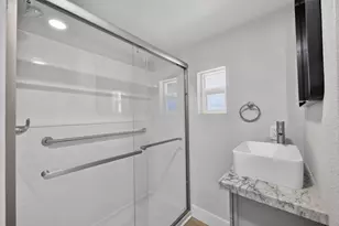 Huckleberry Ln, Sacramento, CA 95828 - Photo 27