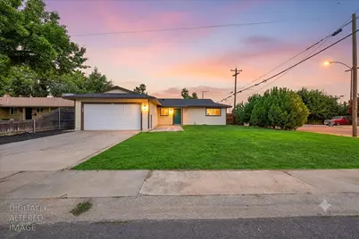 729 E 17th Street, Marysville, CA 95901 - Photo 1