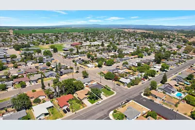 729 E 17th Street, Marysville, CA 95901 - Photo 43