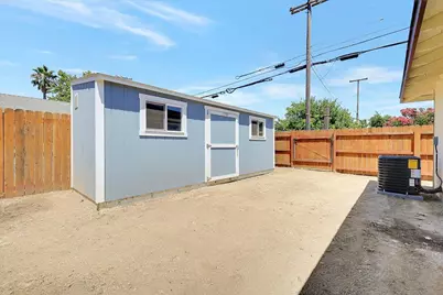 729 E 17th Street, Marysville, CA 95901 - Photo 33