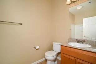 50 Regency Park Cir, Sacramento, CA 95835 - Photo 15