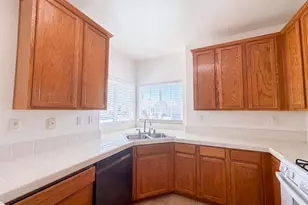 431 Summer Garden Way, Sacramento, CA 95833 - Photo 11