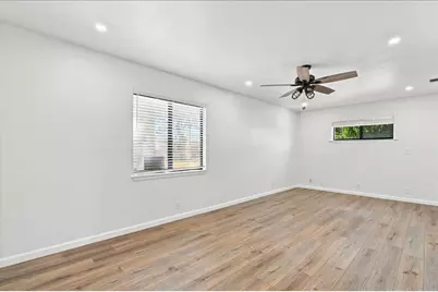 4951 Southeast Parkway, Sacramento, CA 95823 - Photo 17