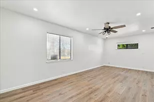 4951 Southeast Pkwy, Sacramento, CA 95823 - Photo 17