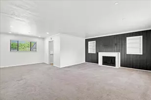4951 Southeast Pkwy, Sacramento, CA 95823 - Photo 5