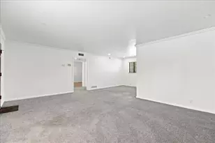4951 Southeast Pkwy, Sacramento, CA 95823 - Photo 7