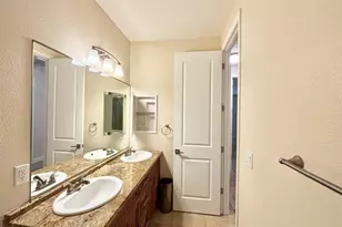 6407 Elder Creek Rd, Sacramento, CA 95824 - Photo 17