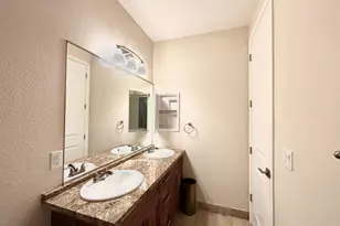 6407 Elder Creek Rd, Sacramento, CA 95824 - Photo 23