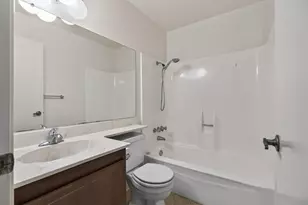 7613 McTavish Cir, Sacramento, CA 95828 - Photo 17