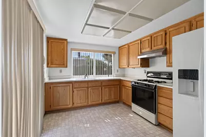 7613 McTavish Circle, Sacramento, CA 95828 - Photo 11