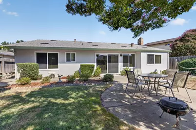 7613 McTavish Circle, Sacramento, CA 95828 - Photo 21