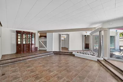 4535 E Fairmont Ave, Fresno, CA 93726 - Photo 9