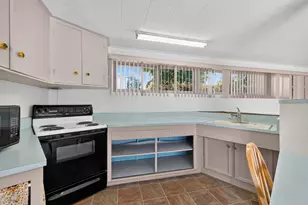 4535 E Fairmont Ave, Fresno, CA 93726 - Photo 15