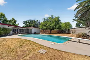 4535 E Fairmont Ave, Fresno, CA 93726 - Photo 27