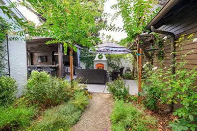 923 Magnolia Avenue, Modesto, CA 95350 - Photo 55