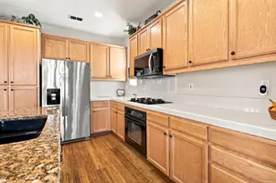 921 Kennedy Pl, Tracy, CA 95377 - Photo 23