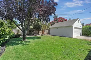 206 S Fairmont Ave, Lodi, CA 95240 - Photo 59