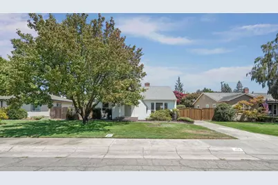 206 S Fairmont Avenue, Lodi, CA 95240 - Photo 3