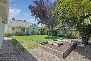 206 S Fairmont Ave, Lodi, CA 95240 - Photo 55