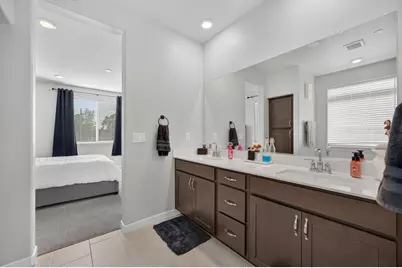 8633 Lakha Circle, Sacramento, CA 95828 - Photo 27