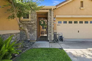 1092 Heartland Dr, Manteca, CA 95337 - Photo 5