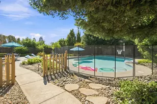 1092 Heartland Dr, Manteca, CA 95337 - Photo 1