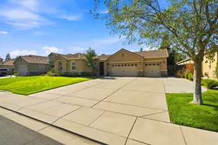 1092 Heartland Dr, Manteca, CA 95337 - Photo 1