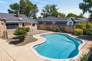2430 34th Ave, Sacramento, CA 95822 - Photo 35