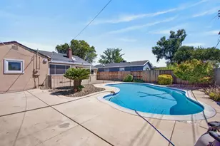 2430 34th Ave, Sacramento, CA 95822 - Photo 29