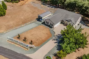 22590 Rocky Ln, Pioneer, CA 95666 - Photo 47
