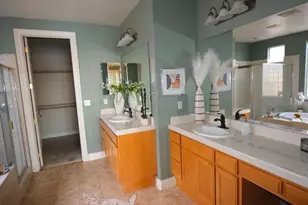9209 Brigantine Ct, Elk Grove, CA 95758 - Photo 19