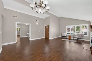 6340 Summertide Way, Sacramento, CA 95823 - Photo 7